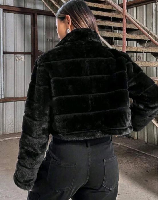 Черно дамско пухено яке