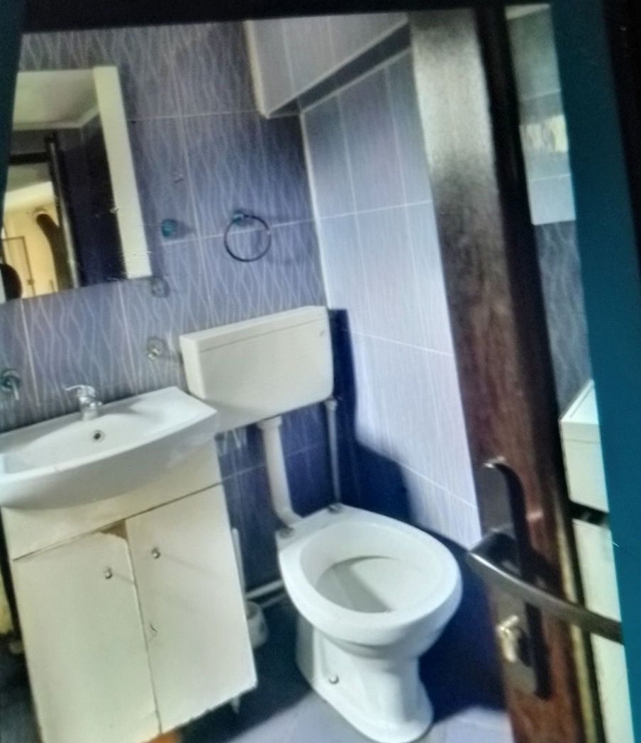 Închiriez casa Movileni