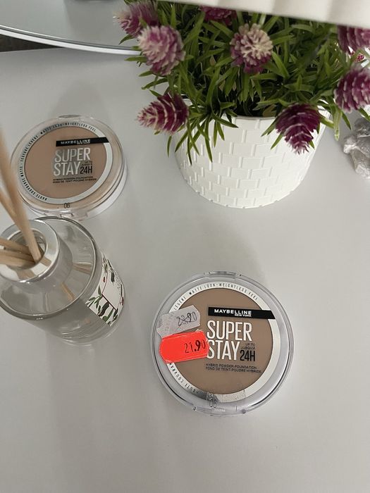 Maybelline Super Stay пудра- фон дьо тен и спирала