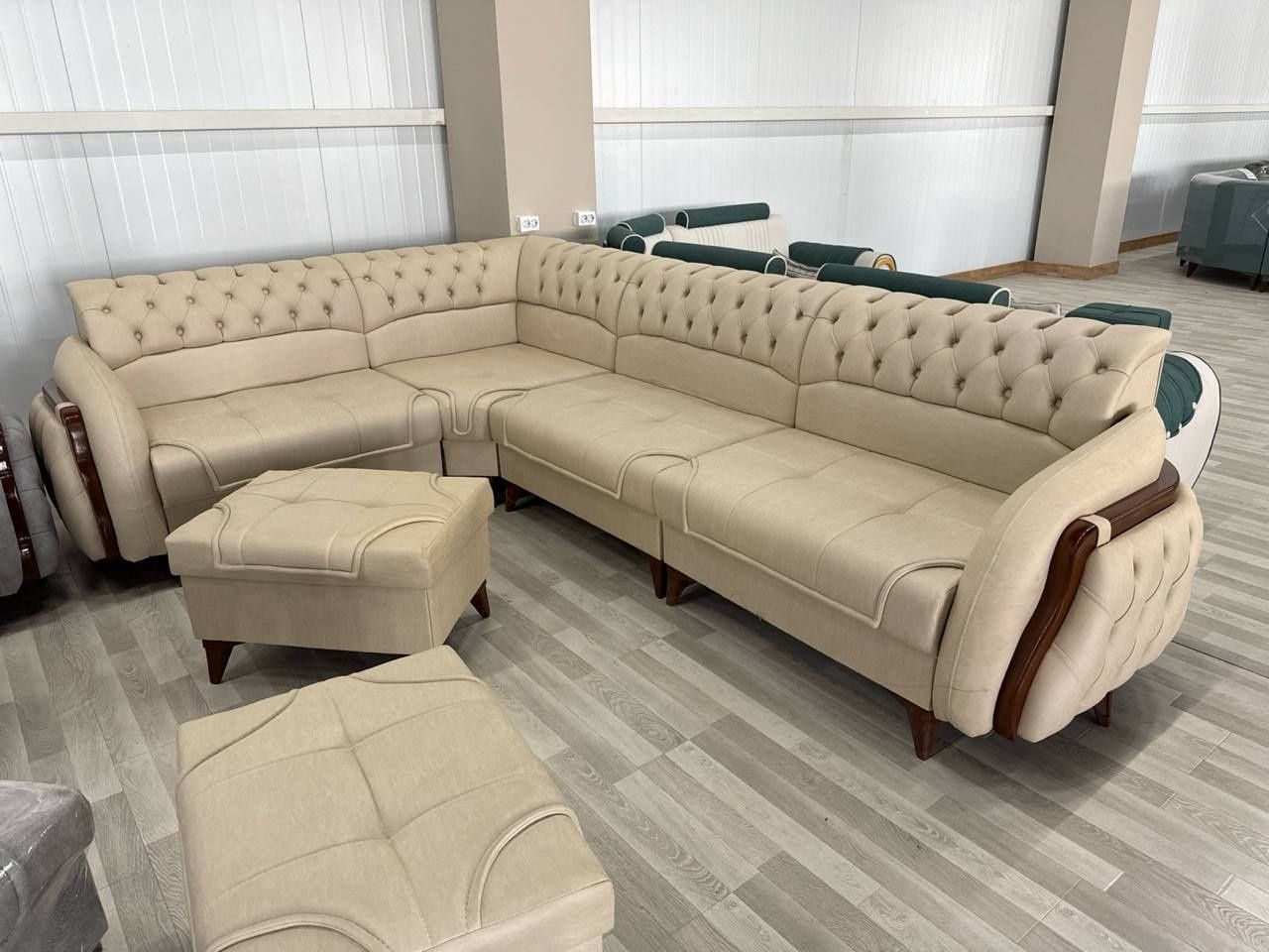 Ugalog Môyishiy 3.30x2.30 Sifati Zôr Baquvat Stol 2-ta Pufik bn narxi
