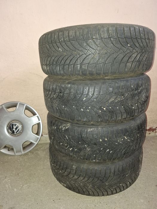 Roata cu anvelope de iarnă Nexen 185/55 R14 80T și jante tabla