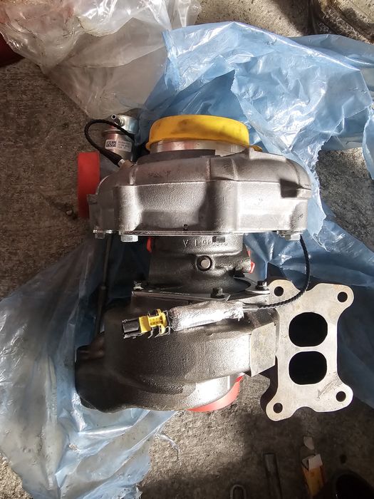 Vând turbină Volvo conform codului