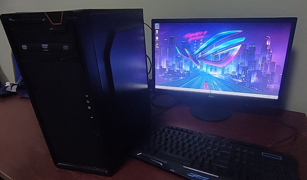 Компьютер Core i5 7400/12/RX570