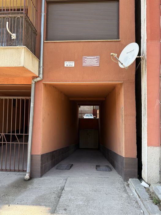 Гараж в жк Зона Б-19 под наем