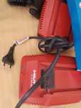 Doua încărcătoare hilti