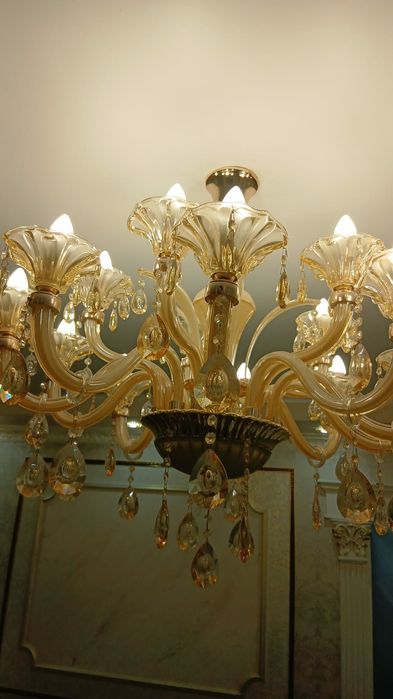 Продам люстру в хорошем состоянии