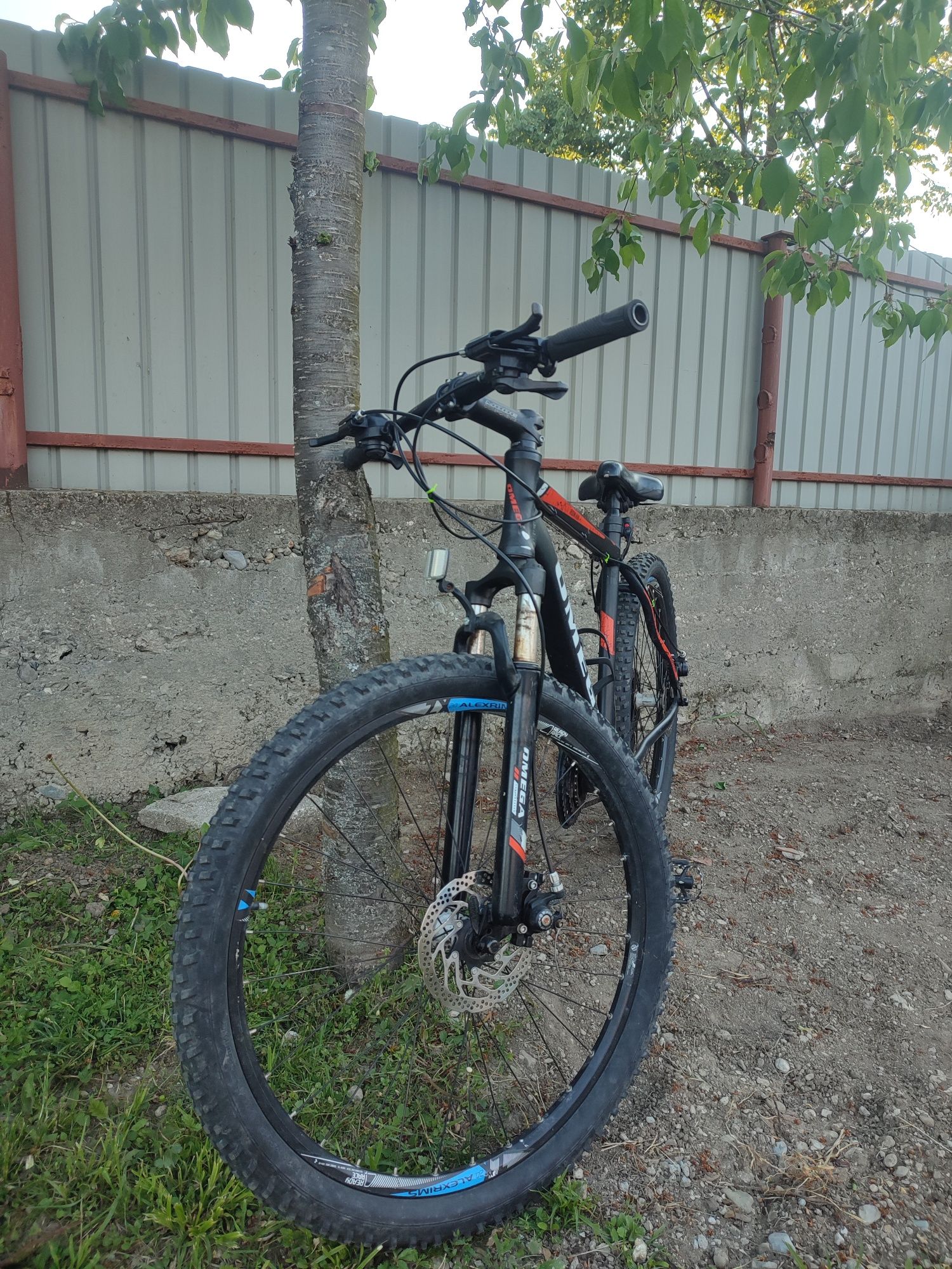 Vând bicicletă omega 27.5 inch