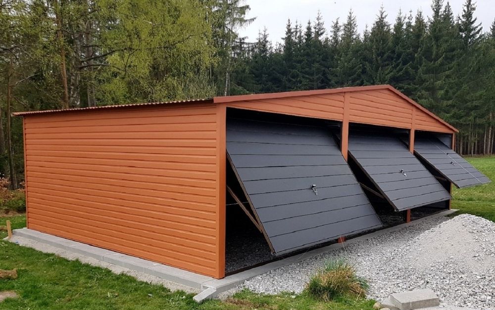 Vând garaje din panouri sandwich