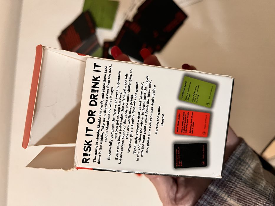 Risk or drink - joc de societate