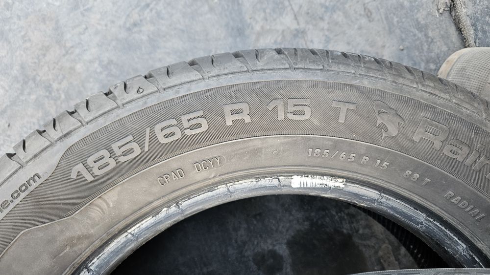 2бр гуми 185 65 15 унироял