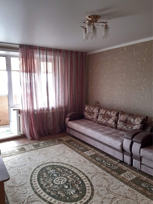 Продам 2х-ком.квартиру Камзина 364