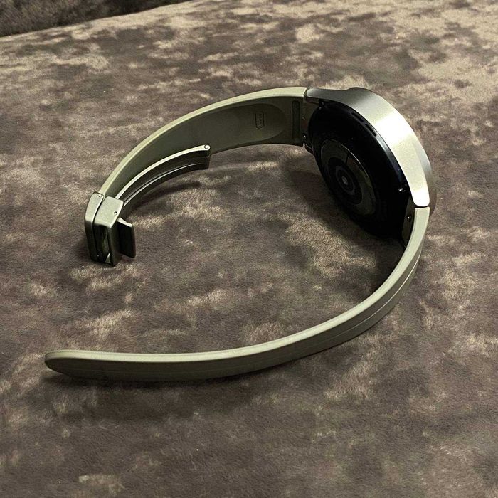 Samsung Galaxy Watch5 Pro 45mm\ Lombard