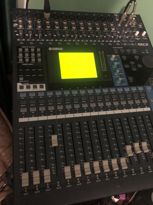 Vand/Schimb Mixer digital Yamaha 01V96