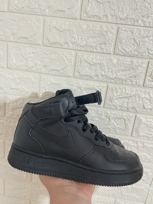 Air force 1 mid purtati o singura data marime 38