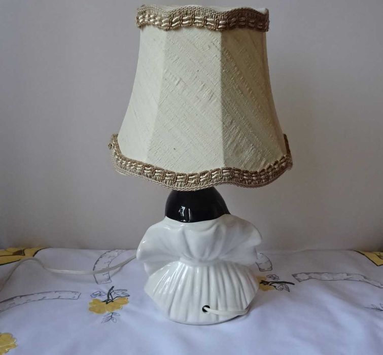 Арлекин настолна лампа - Винтидж дизайн