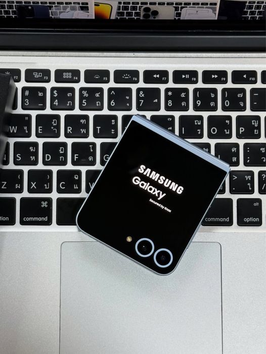 Samsung Z Flip 6 12/256Gb