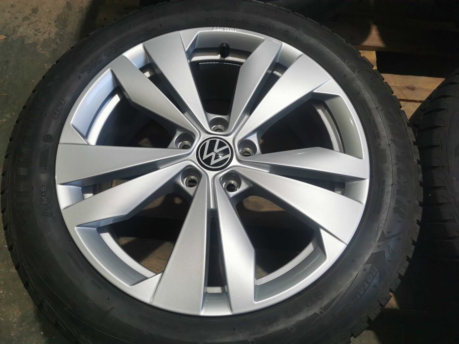Jante Originale Vw Passat / Tiguan / ID3  R 18 cu anvelope de iarna