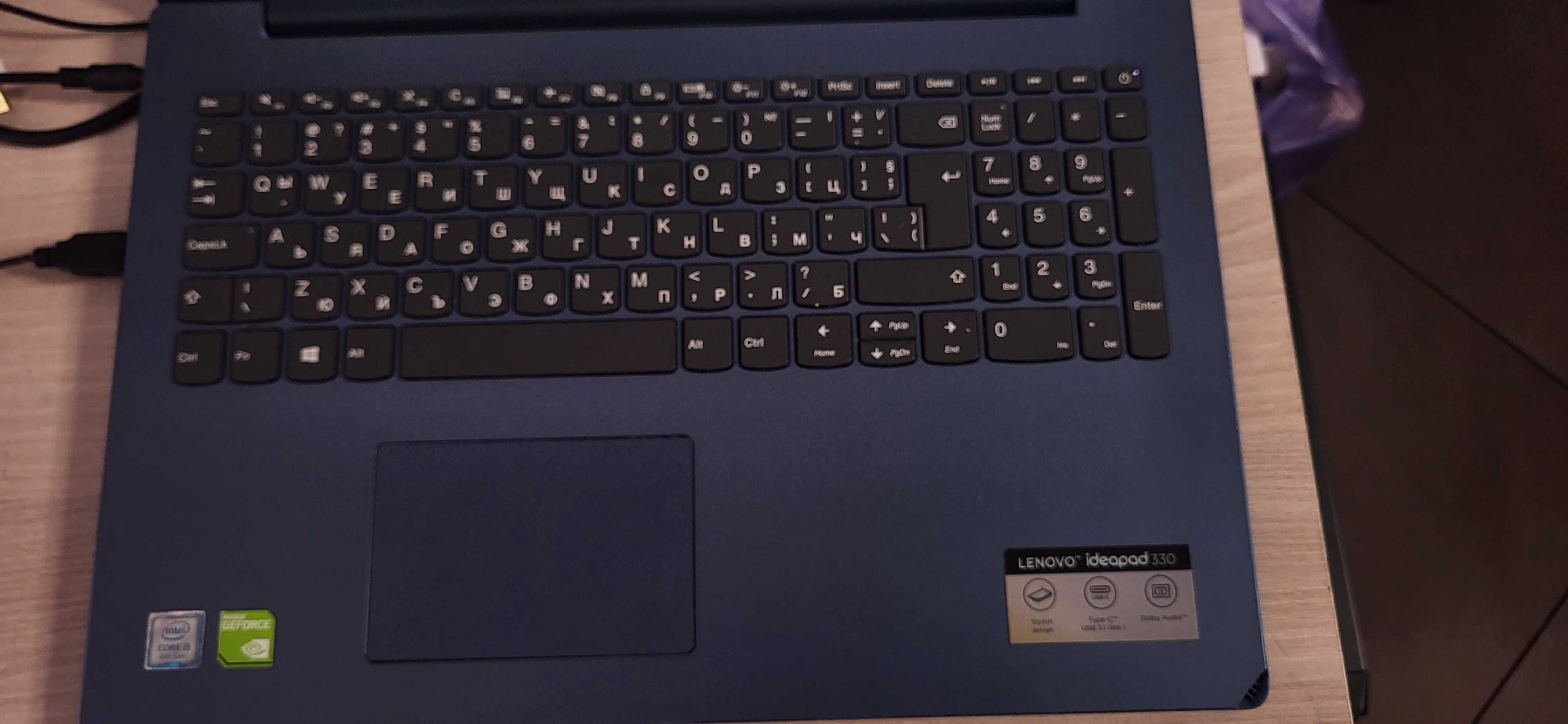 Продавам лаптоп Lenovo ideapad 330