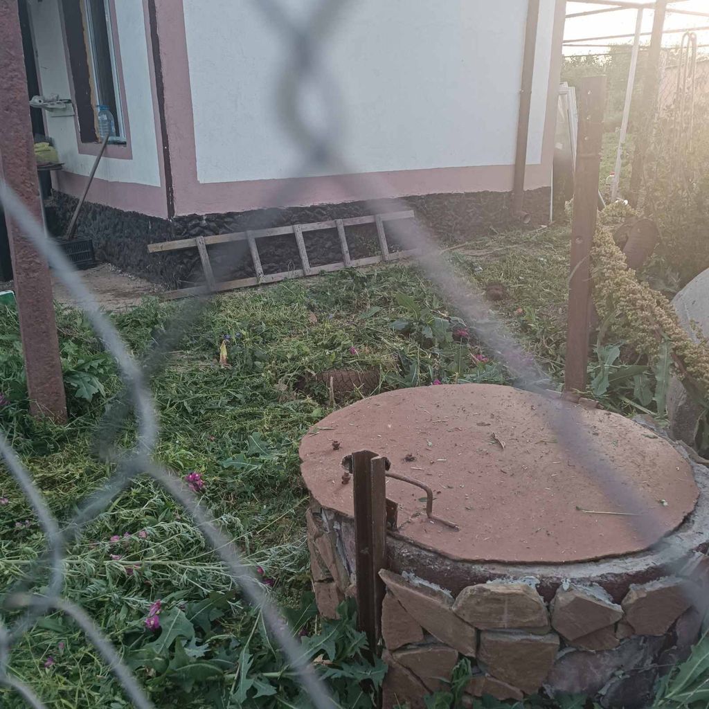 Продава се Къща в Търговище, Вилна зона - 24 кв.м за 1020 €/кв.м - Снимка #10