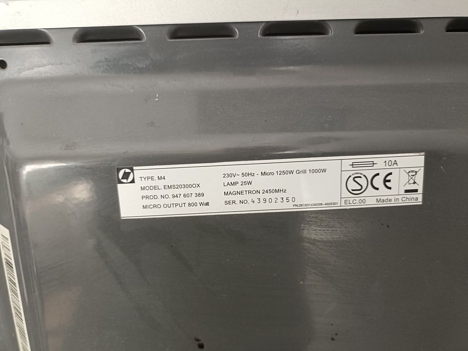 Cuptor microunde  grill Eletrolux