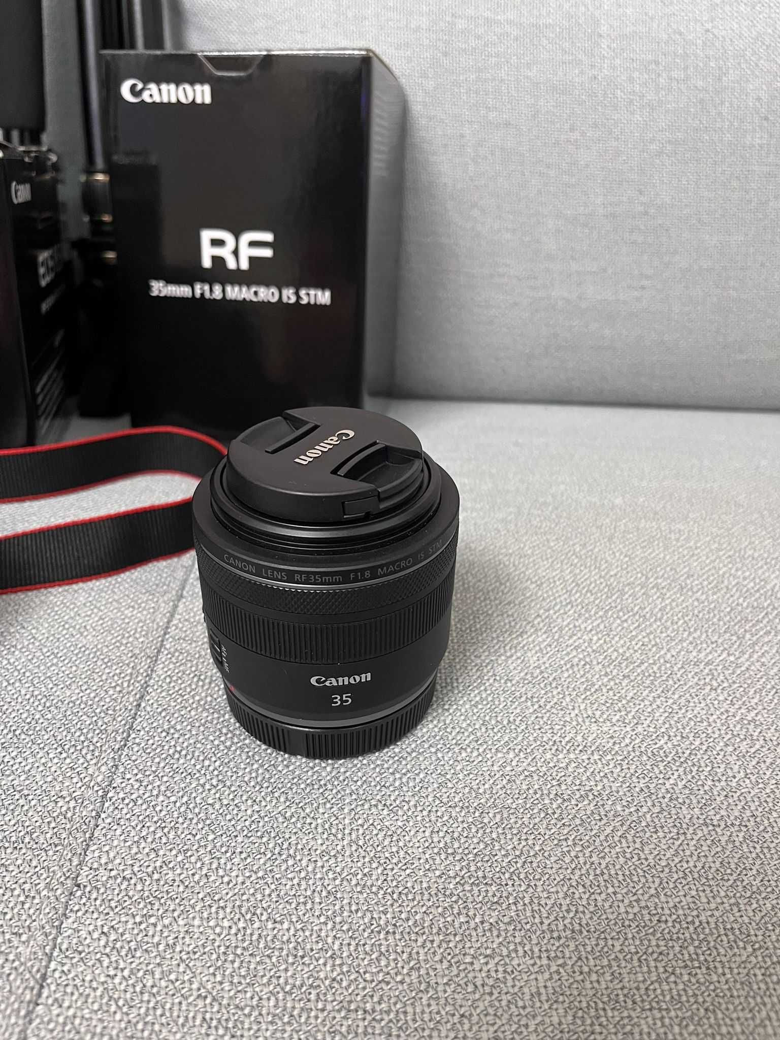 Обектив Canon RF 35mm f/1.8 Macro IS STM, Гаранционен 2 години