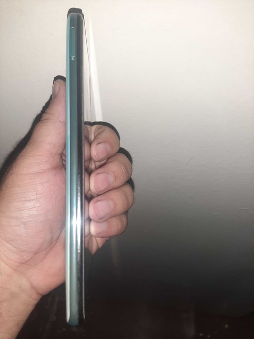 Samsung A71          .