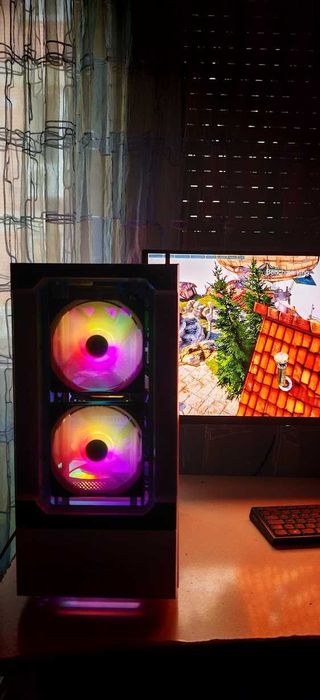Добро Геймърско РС R7 5700X3D/32/SSD 1000Gb/RTX 3060 12Gb/Гаранция
