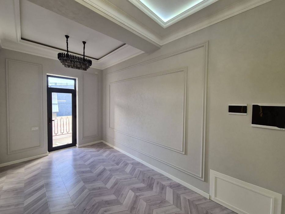 Продается ДОМ
на Ул. Циолковского 


Соток:  1.3