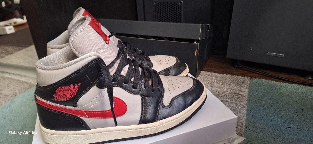 Air Jordan 1 Mid