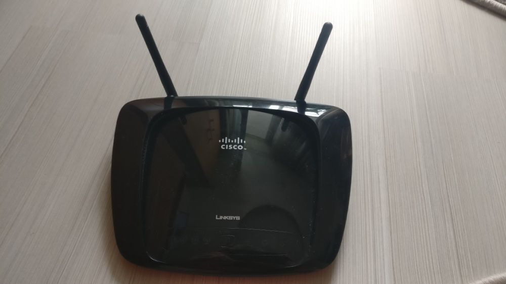 Router Linksys WRT160NL