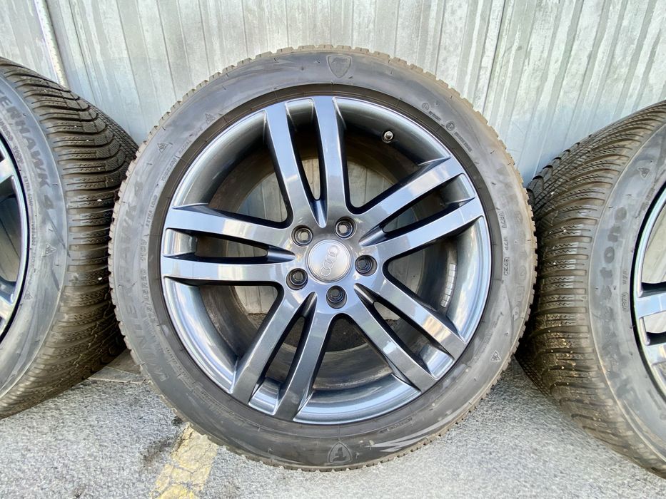Джанти със зимни гуми за Ауди Q7 275/45/20