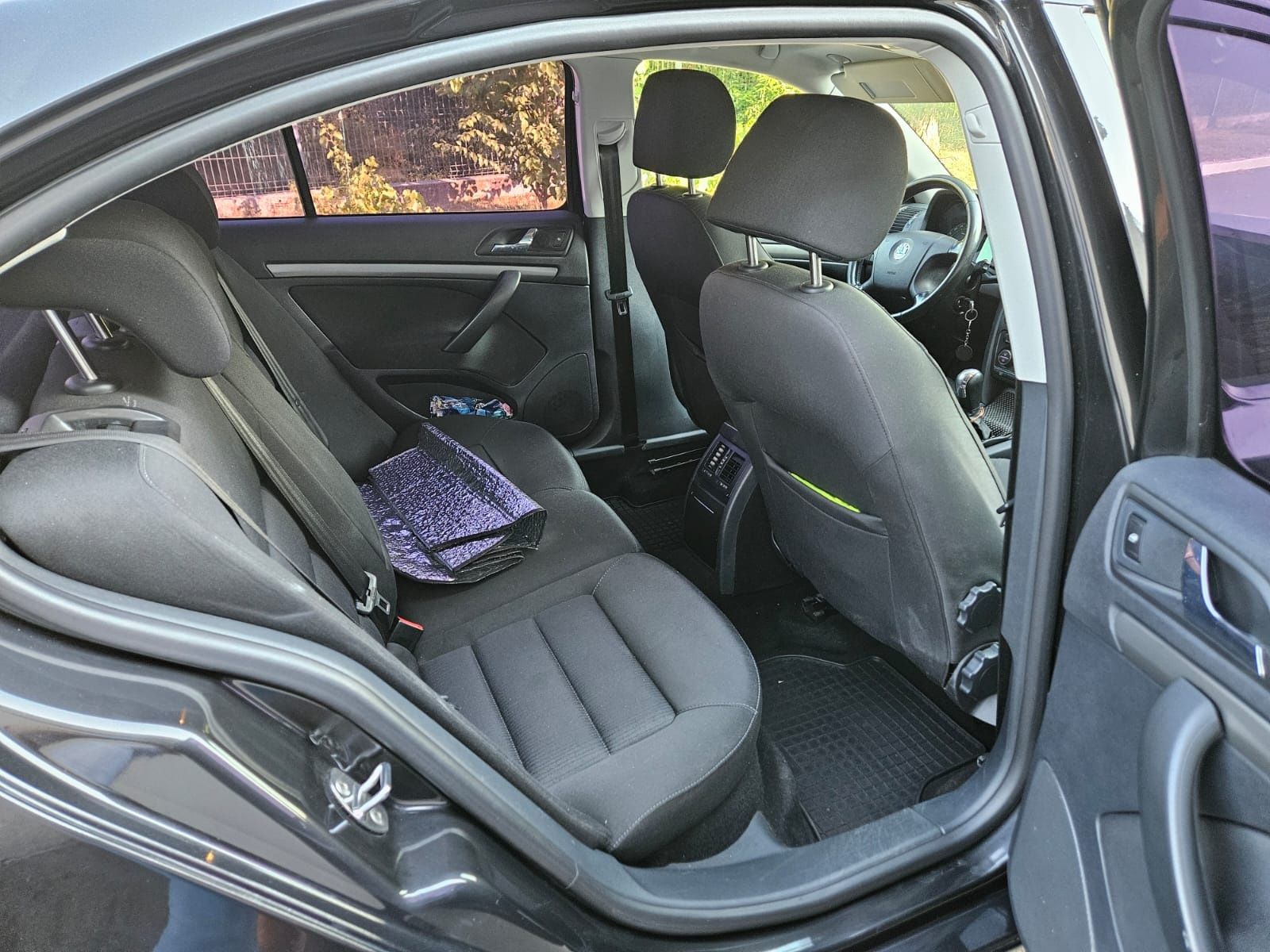 Vând Skoda Octavia 2