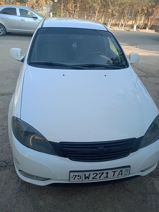 Jentra 2015. Prabig  360 ming halol. Narxi 75mln ozroq kami bor.