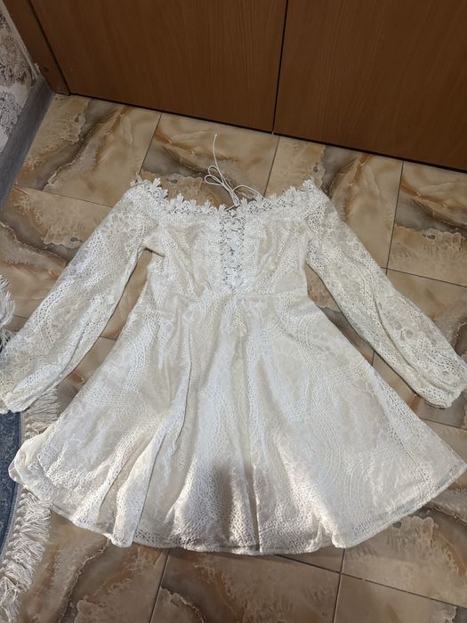 Платье молочного цвета размер 46