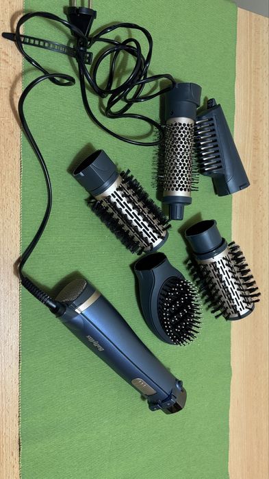 Perie rotativǎ Babyliss Frizz-free Airbrush ASS966ROE