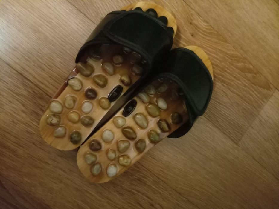 Массажные тапочки