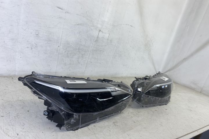 Far Stanga Original Led In Stare Buna Toyota  Yaris  XP210 [2020 - 202