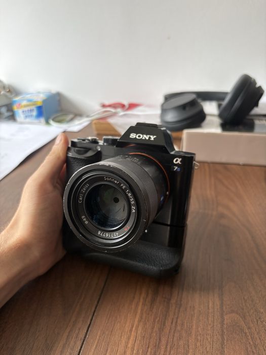 Sony Alpha 7 S cu Sonnar FE si Touit