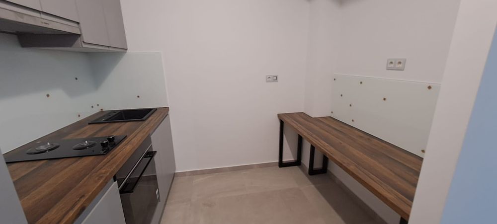 Sticla sau geamuri securizate și oglinzi