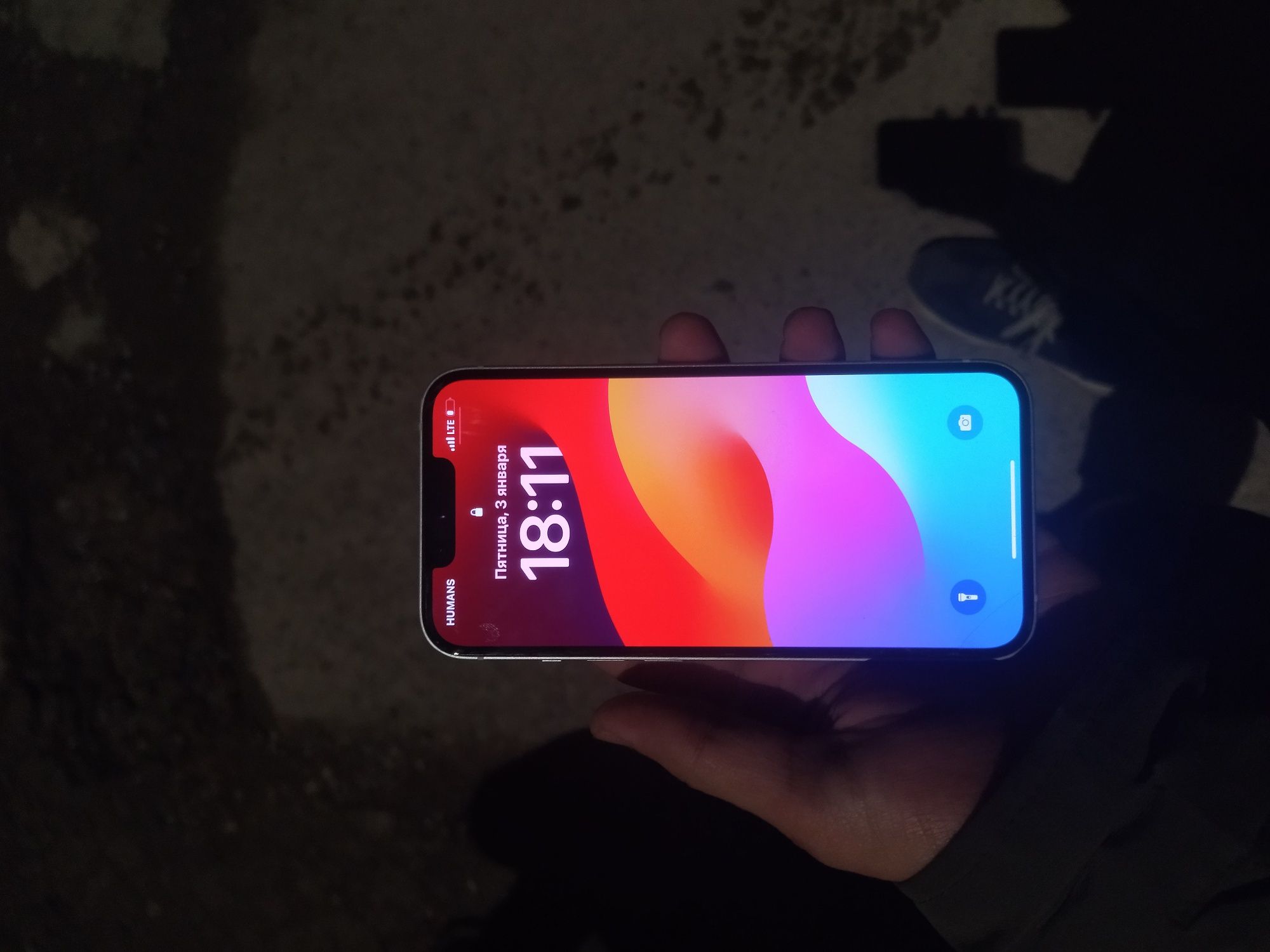 Iphone 13 128 gb  98 yomkst