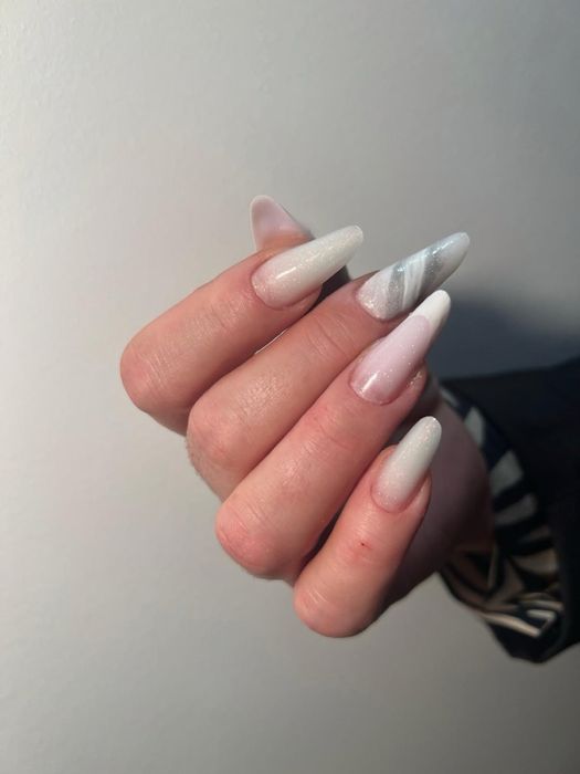 aplic unghii cu gel/oja semipermanenta