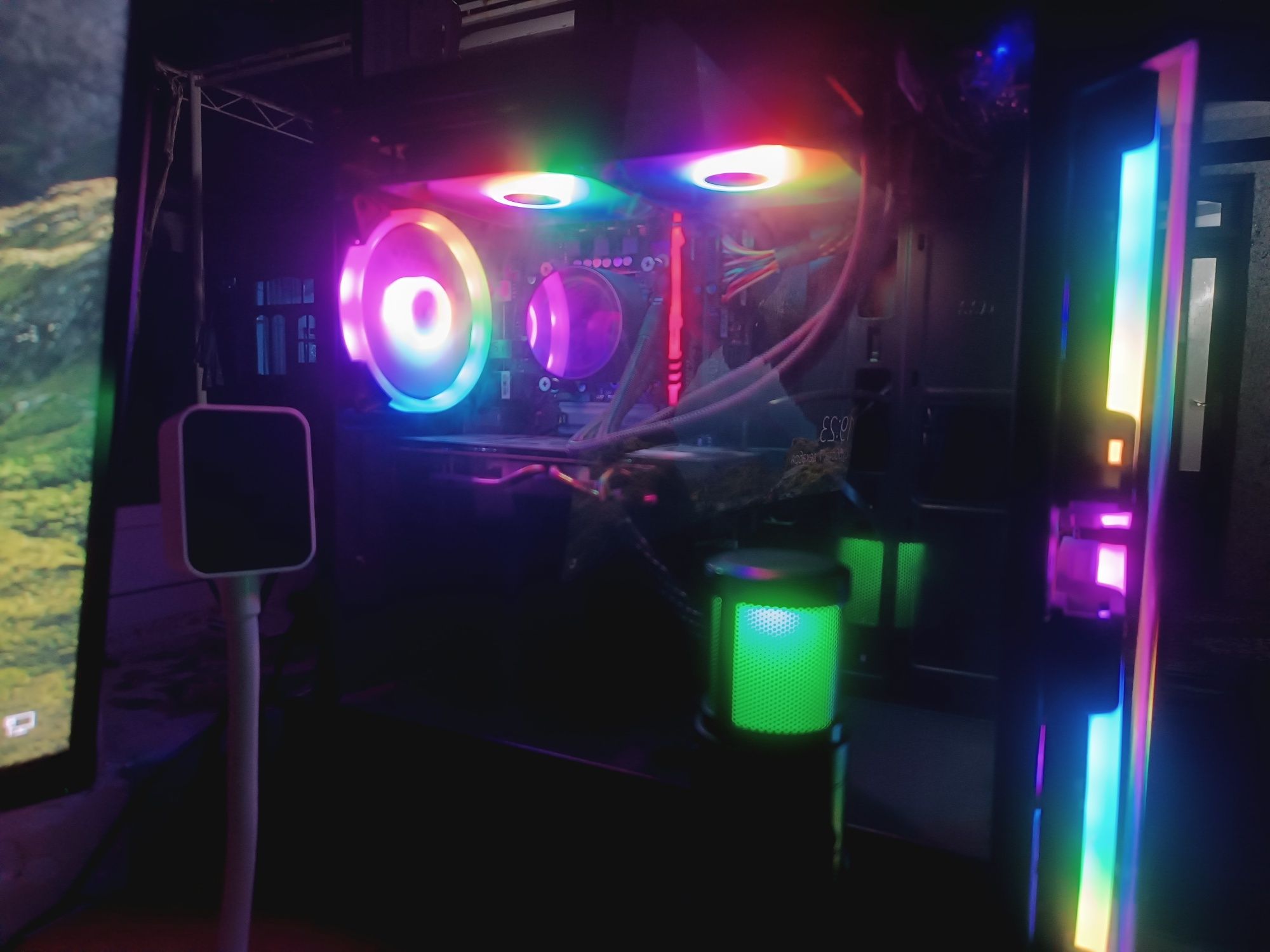 KOMPYUTER sotiladi stream uchun komplekt