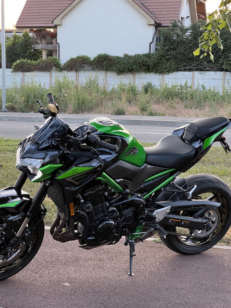 Kawasaki z900 2023 A2 35 kw