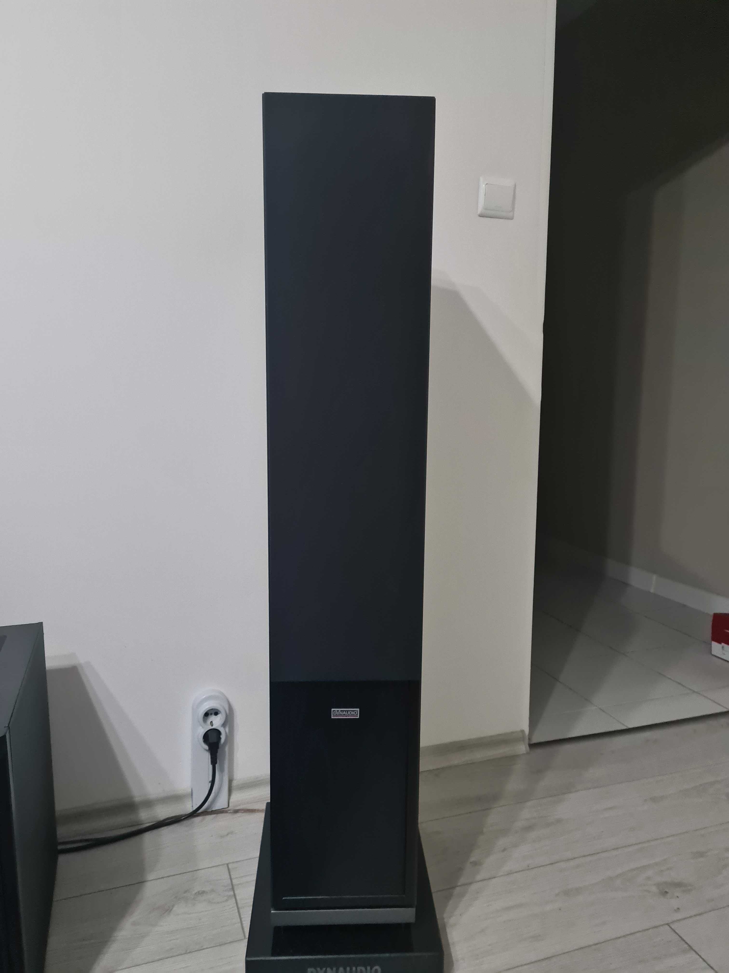 Dynaudio contour 3.3