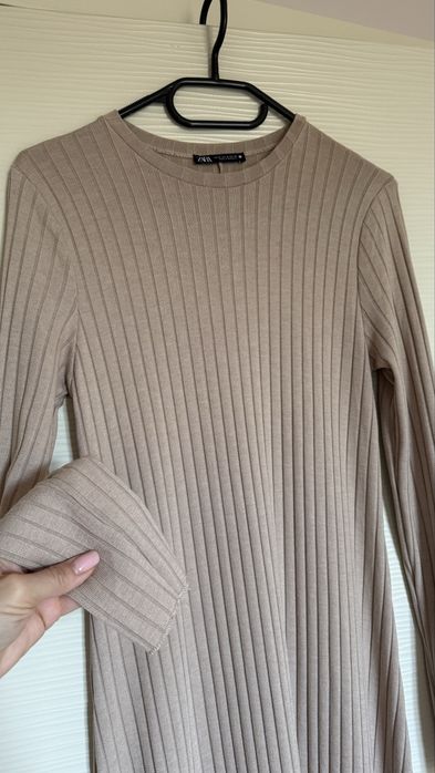 Mango Zara Рипс рокли за сезона