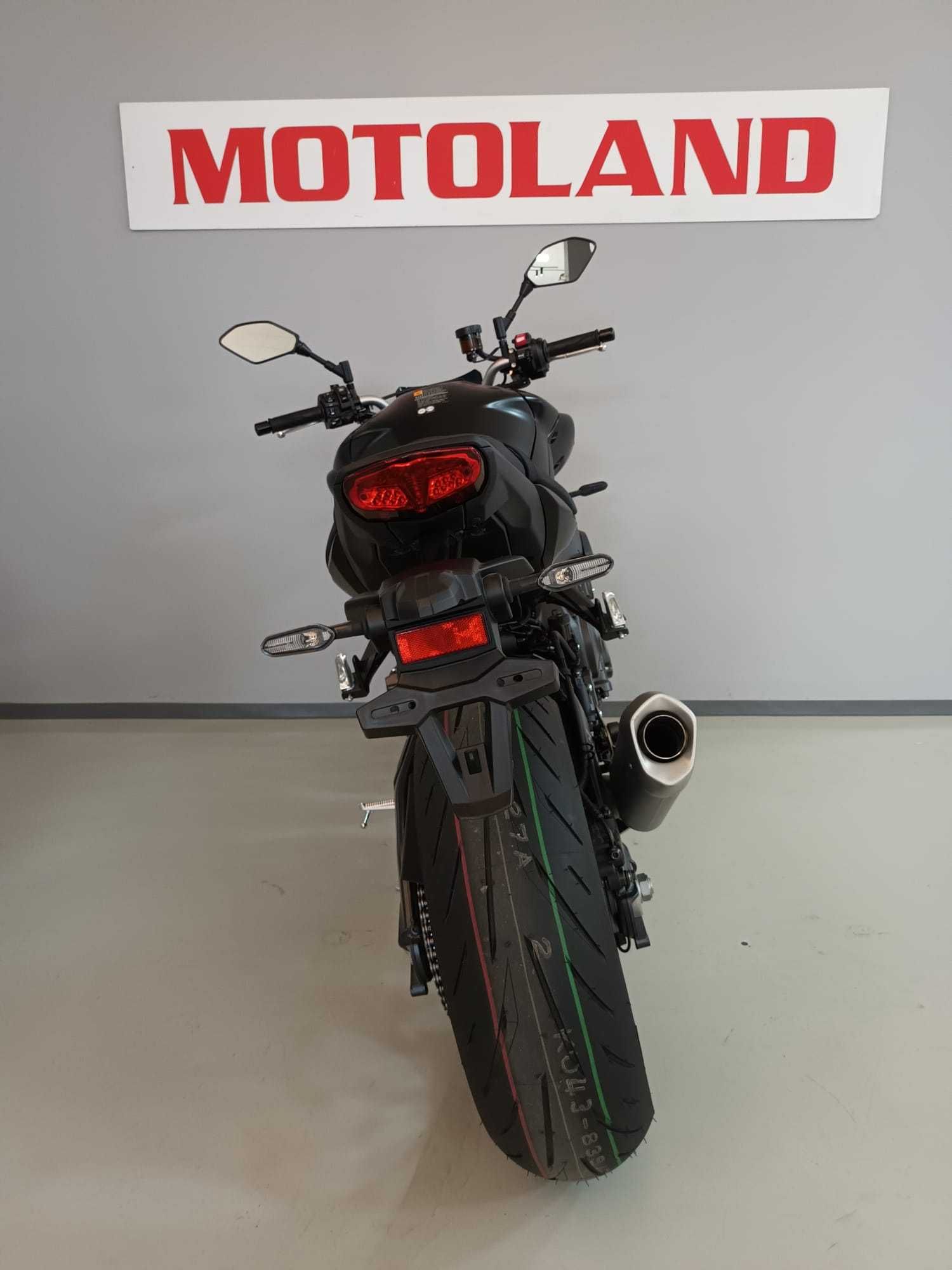 Motocicleta Yamaha MT-10 2024