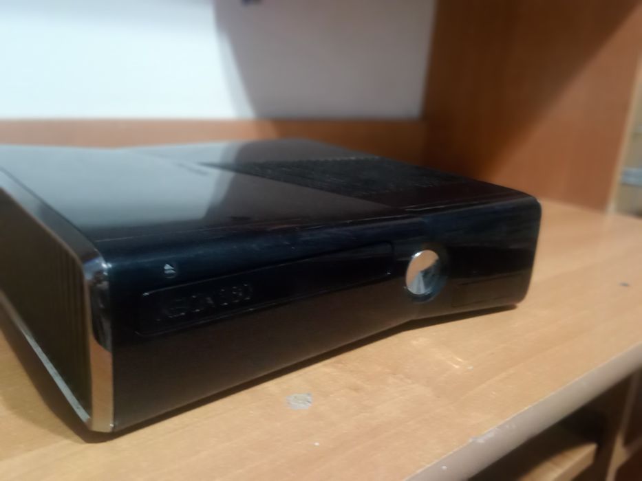 Обменяю Xbox 360