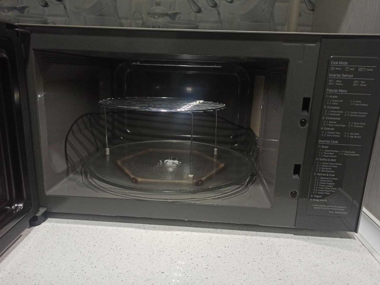 Микроволновая печь LG 42L (MH8265CIS)