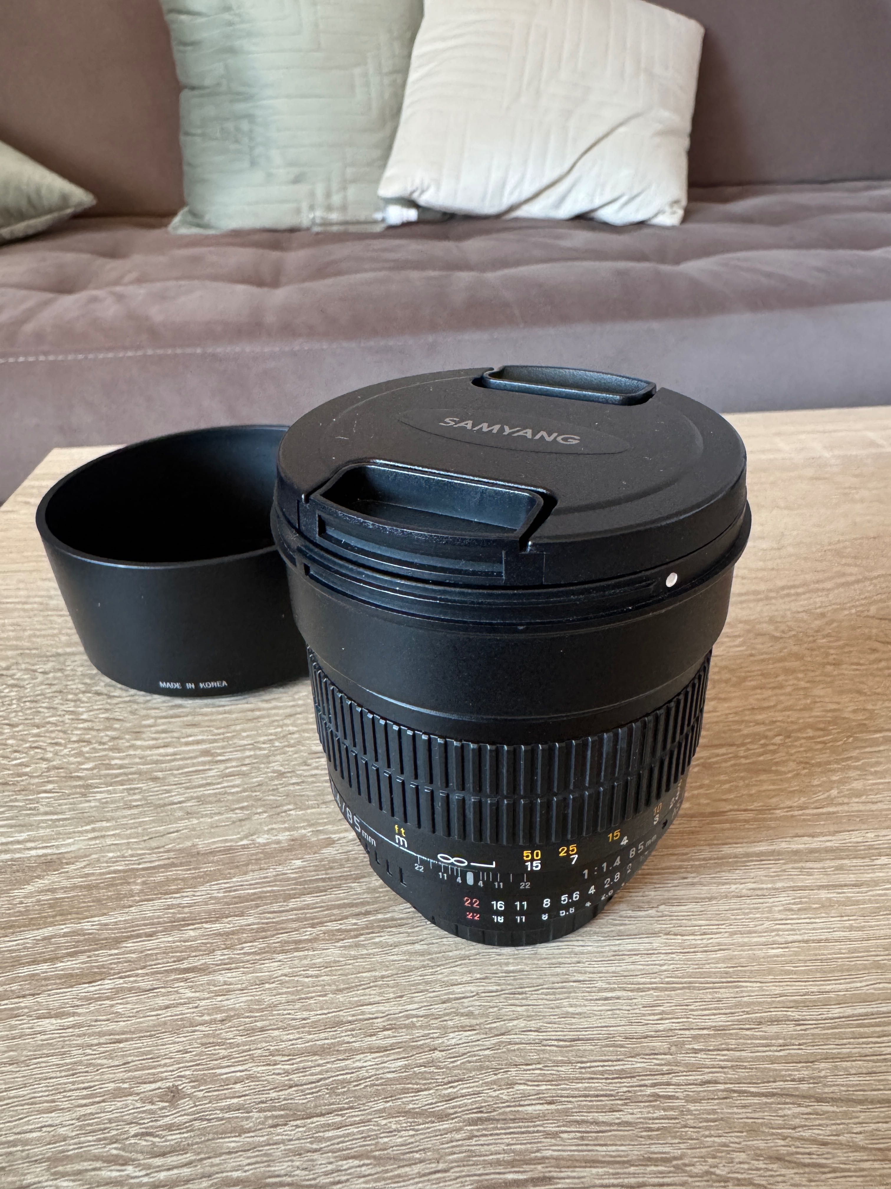Samyang 85mm 1.4 / Tokina 11-16mm 2.8 / Nikon 35mm 1.8 DX