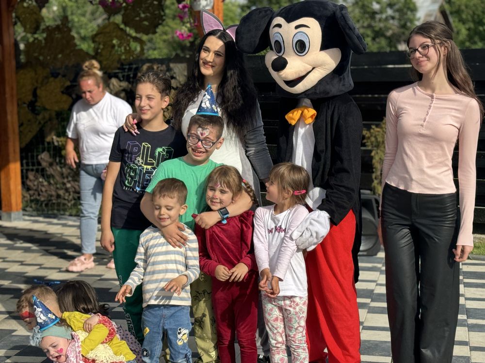 Animatori si Mascote Petreceri Copilasi